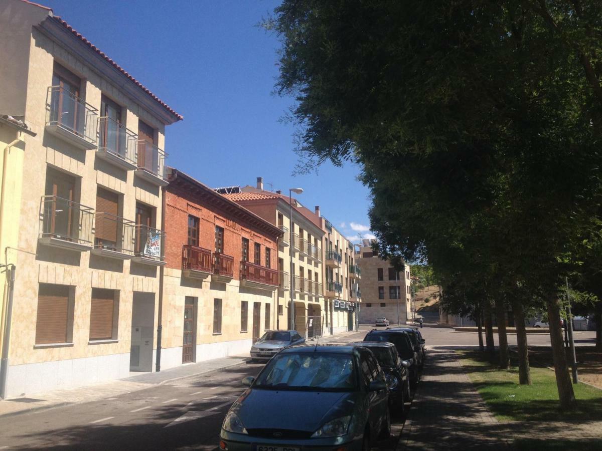 Apartamentos Turisticos Puente Romano Portal 4 Bajo -A Salamanca Exterior photo